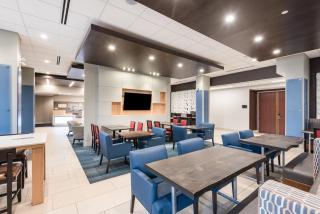 Holiday Inn Express Hotel & Suites Milton by IHG - Milton - 1