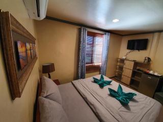 UNK'S HOUSE HOMESTAY - Panglao Island - 2
