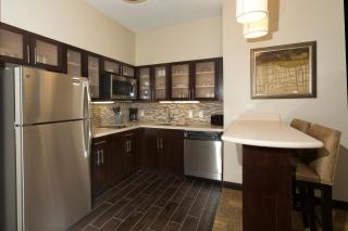 Staybridge Suites Orlando at SeaWorld by IHG - Free Parking & Shuttle to Seaworld Parks - Orlando - 7