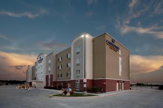Candlewood Suites San Antonio NW Near SeaWorld by IHG - San Antonio - 1