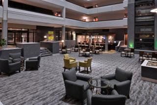 Holiday Inn Hotel and Suites Beaumont-Plaza I-10 & Walden by IHG - 2