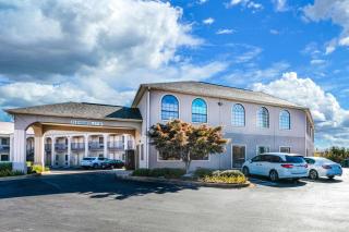 Econo Lodge Inn & Suites - Horn Lake - 7