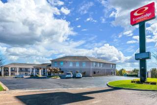 Econo Lodge Inn & Suites - Horn Lake - 8