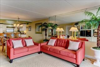 Amelia By The Sea - 8