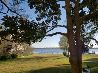 Beacon Hill Bed and Breakfast - Seabrook - 2