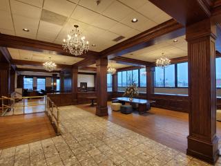 Ariel Broadway Hotel - Lorain - 7