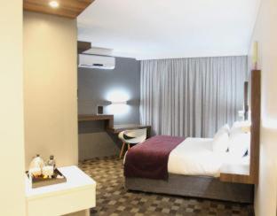 Palm Swift Luxury Accommodation - Brits - 3
