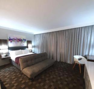 Palm Swift Luxury Accommodation - Brits - 2