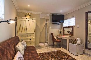 La Loggia Bed and Breakfast - Durban - 1