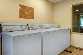 Candlewood Suites Fort Myers/Sanibel Gateway by IHG - Fort Myers - 6