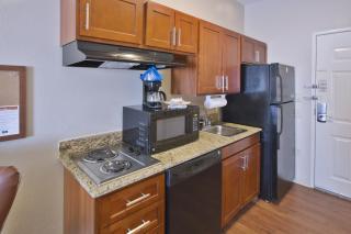 Candlewood Suites Fort Stockton by IHG - Fort Stockton - 3