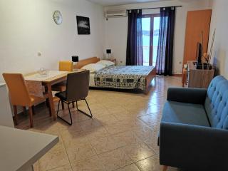 Apartmani Prova 4 - 7
