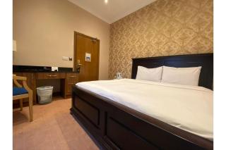 Baylis House Hotel - Slough - 6