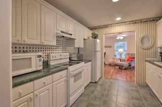 Hilton Head Waterfront Golf Getaway Pet Friendly! - Hilton Head Island - 3