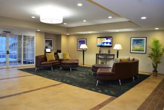 Candlewood Suites Greenville by IHG - Greenville - 7