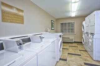 Candlewood Suites Indianapolis Northeast by IHG - Indianápolis - 3