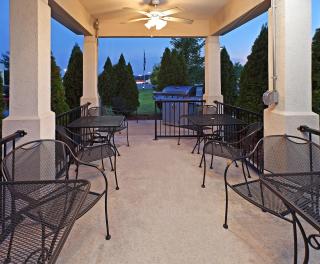 Candlewood Suites Fayetteville by IHG - Fayetteville - 7