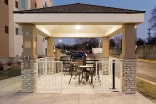 Candlewood Suites Lenexa - Overland Park Area by IHG - Lenexa - 4