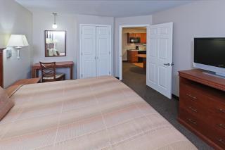 Candlewood Suites Wichita Falls at Maurine Street by IHG - 4