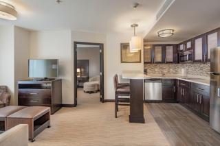 Staybridge Suites - Saltillo by IHG - 2