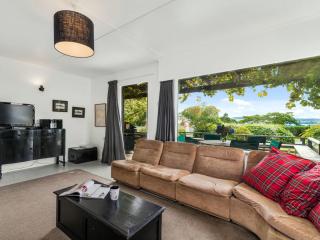 Wharewaka Bach - Lake Taupo Holiday Home - Taupo - 8