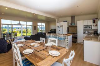 Waterfront Wonder - Matarangi Holiday Home - Matarangi - 9