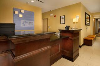 Holiday Inn Express Uvalde by IHG - Uvalde - 3