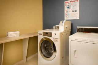 Holiday Inn Express Uvalde by IHG - 8