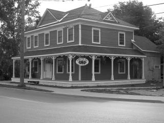 Emilyville Inn - Campbellford - 9