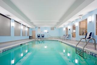 Holiday Inn Express Hotel & Suites West Coxsackie by IHG - West Coxsackie - 1