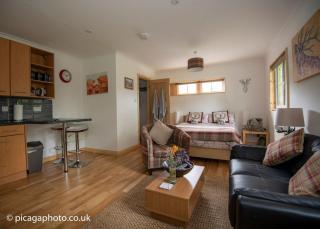 Loch Ness Studio Blairbeg - 8