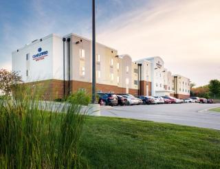 Candlewood Suites Bellevue by IHG - Bellevue - 0