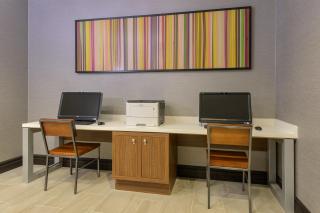 Holiday Inn Express Hotel & Suites North Bay by IHG - 3