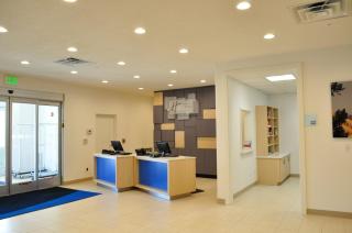 Holiday Inn Express & Suites Price by IHG - 9
