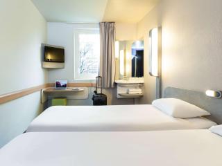ibis budget Paris Porte De Montmartre - Paris - 4
