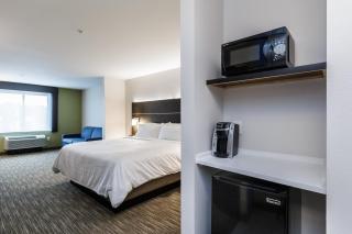 Holiday Inn Express & Suites- South Bend Casino by IHG - 7