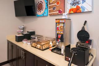 Staybridge Suites - Pecos by IHG - Pecos - 2