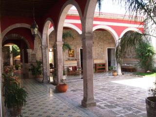 Casa Limonchelo Hotel B&B - Morelia - 1