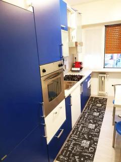 J&M HOUSE -Fronte Ospedale- INCLUSO NETFLIX E DISNEY PLUS - Udine - 2