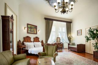 Grand Hotel Praha - Prague - 9