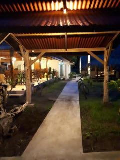 Coco Bale - Gili Meno - 4