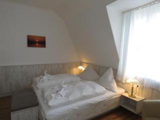 Gast-& Logierhaus Am Rheinsberger See - Rheinsberg - 1