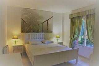 Marbella beachside apartment in 5 star gated - Marbella - 1