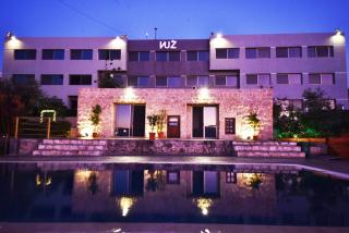VU'Z Hotel - Jbeil - 0