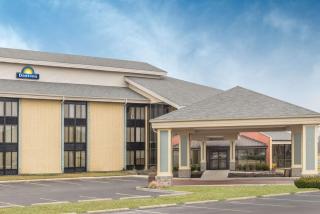 Days Inn by Wyndham Indianapolis Northeast - Indianápolis - 9