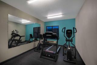 La Quinta by Wyndham Knoxville East - Knoxville - 1