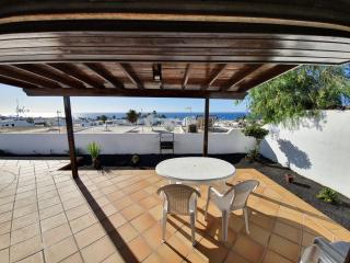 2 bedroom villa 'The Bungalow' with private heated pool. - Puerto del Carmen - 6