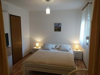 Apartment Petra - Brodarica - 9