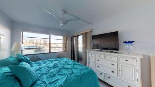 Renovated 2 Story 2 Bed 2 Bath Cabana Unit with On-Site Dolphin Tiki - Marco Island - 3