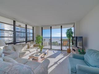 End Unit with Top of Line Finishes I Wide Gulf Views! - Marco Island - 5